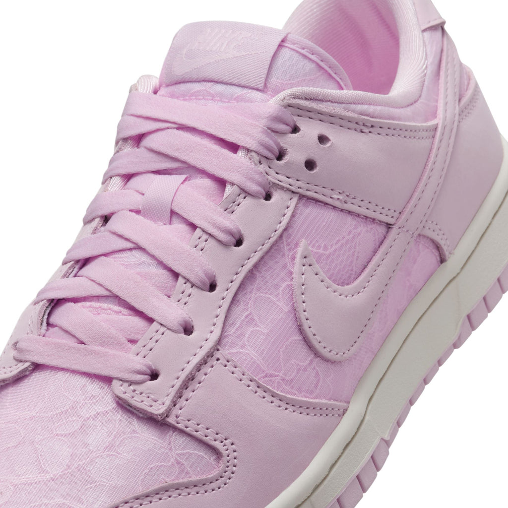 W Nike Dunk Low  HJ5870-600 "Pink Lace"