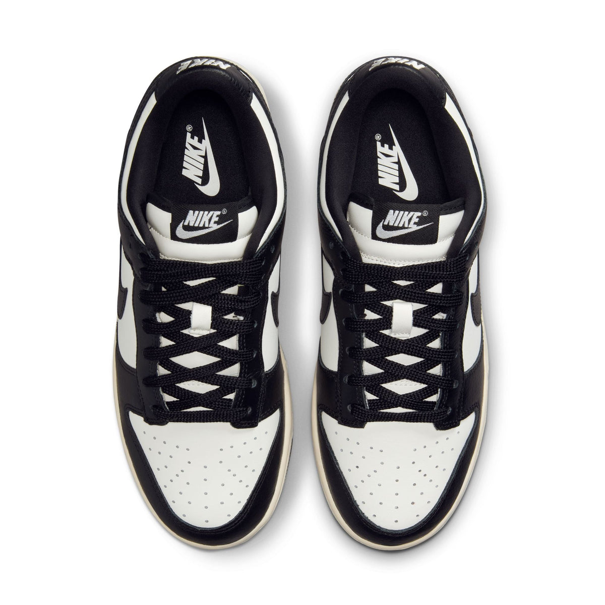 W Nike Dunk Low "Cherry Charm" - HQ7487-100