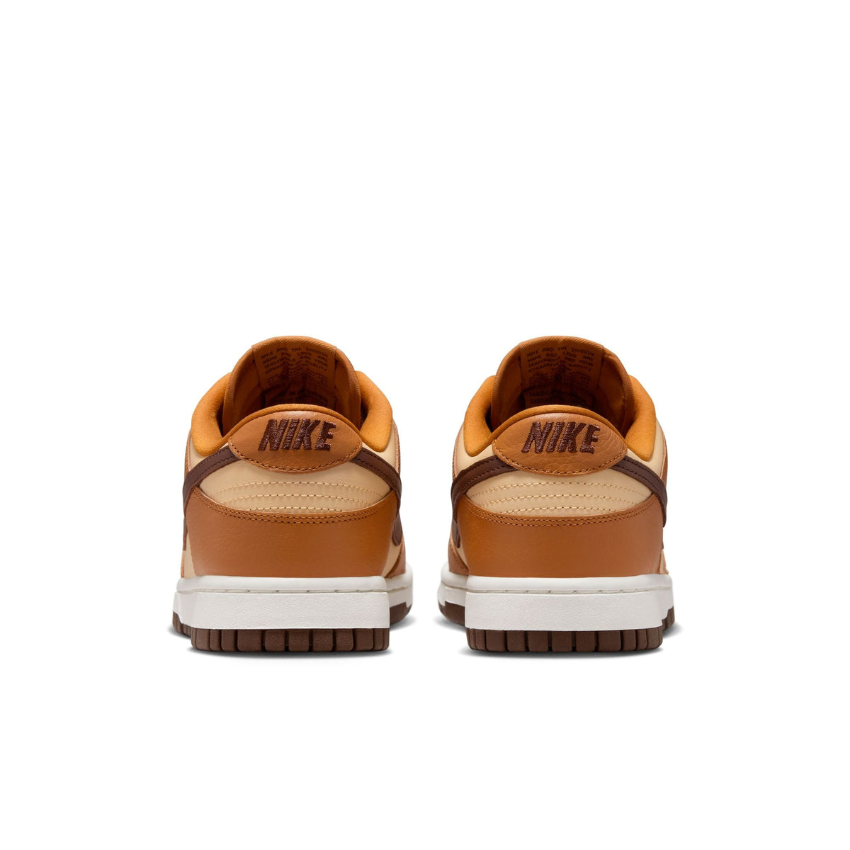W Nike Dunk Low SE - HQ7487-700