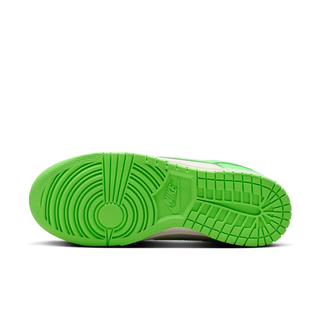 W Nike Dunk Low "Green Strike" - HV0842-133