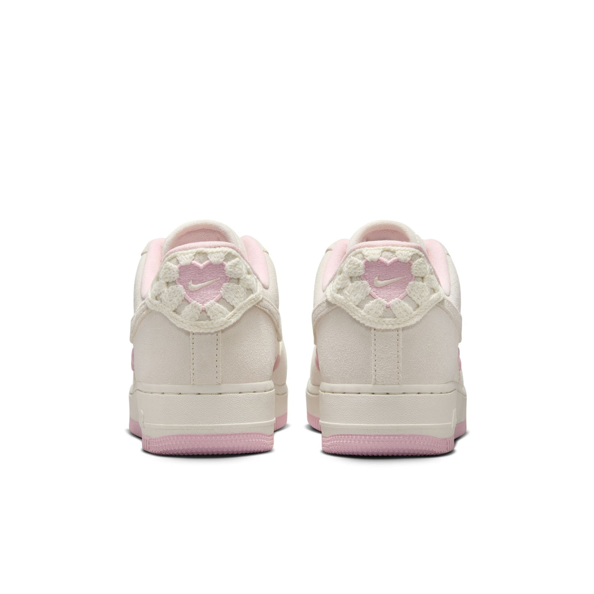 W Nike Air Force 1 '07 LX "Valentine's Day" - HV5992-111