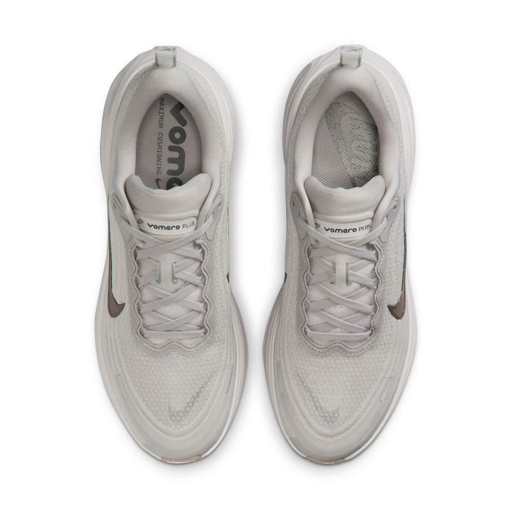 Nike Vomero Plus - HV8150-005