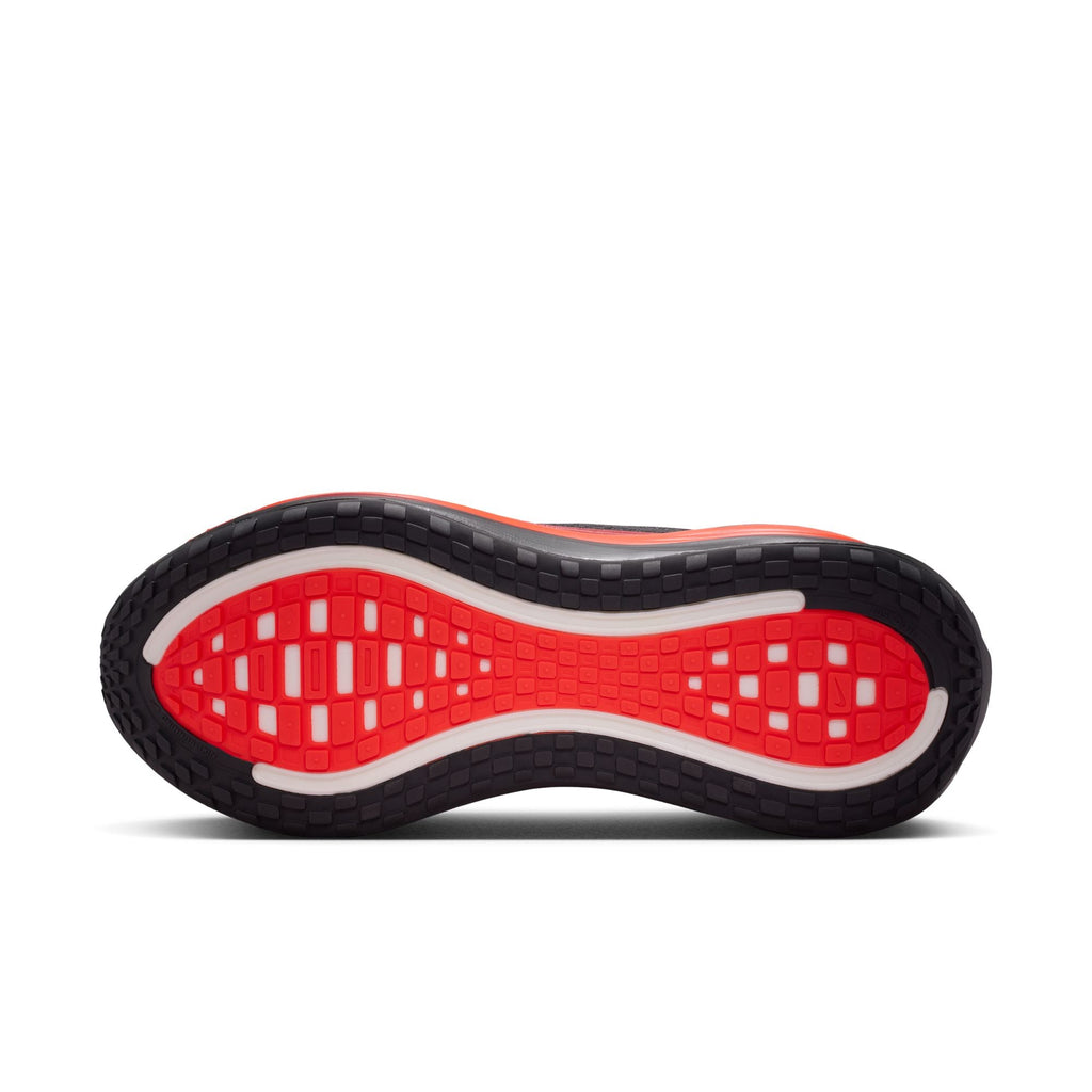 Nike Vomero Plus - HV8150-017