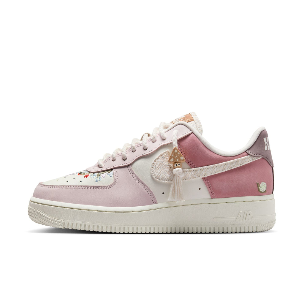 W Nike Air Force 1 '07 LX "Mushroom" - IB8874-111