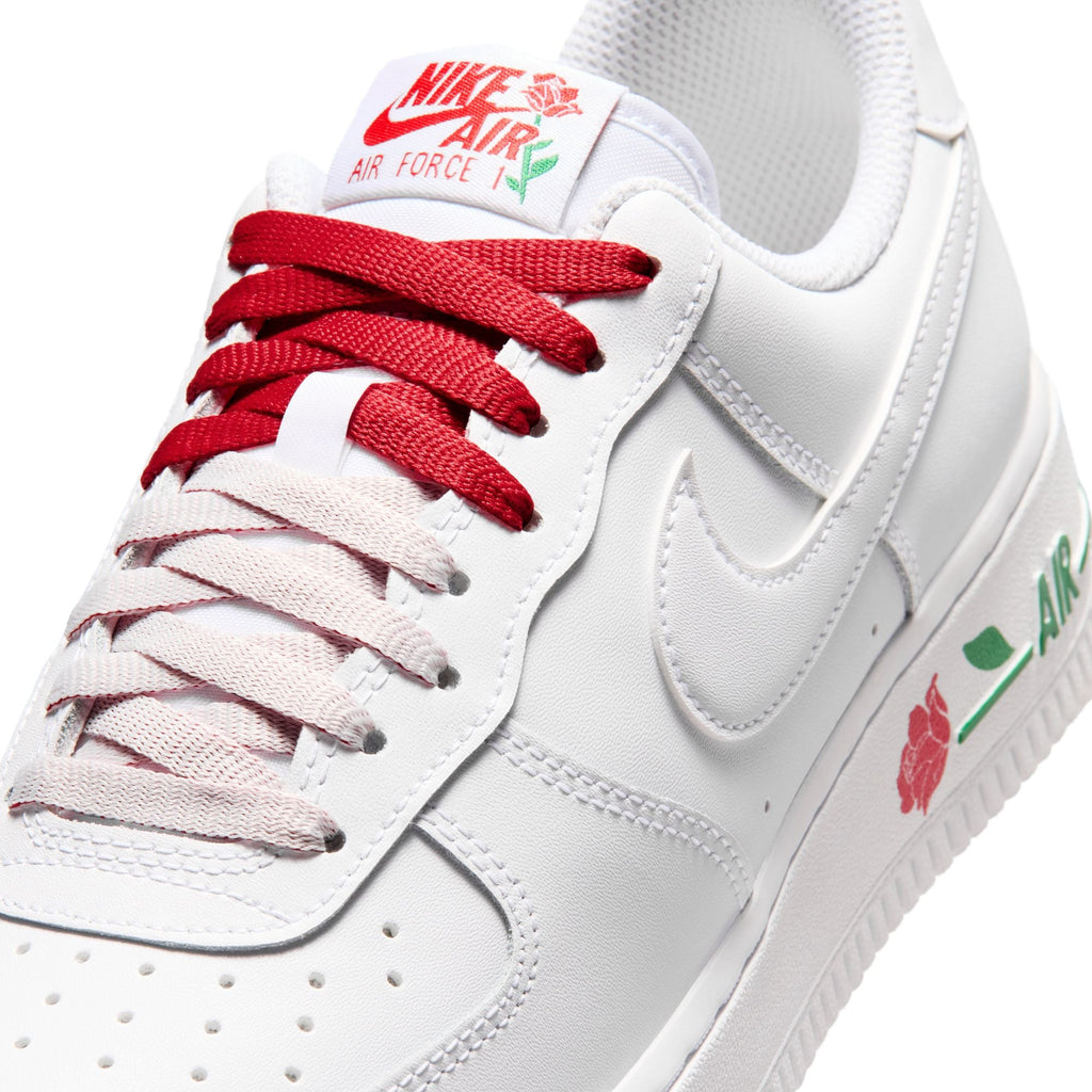 W Nike Air Force 1 '07 SE - IF0498-100