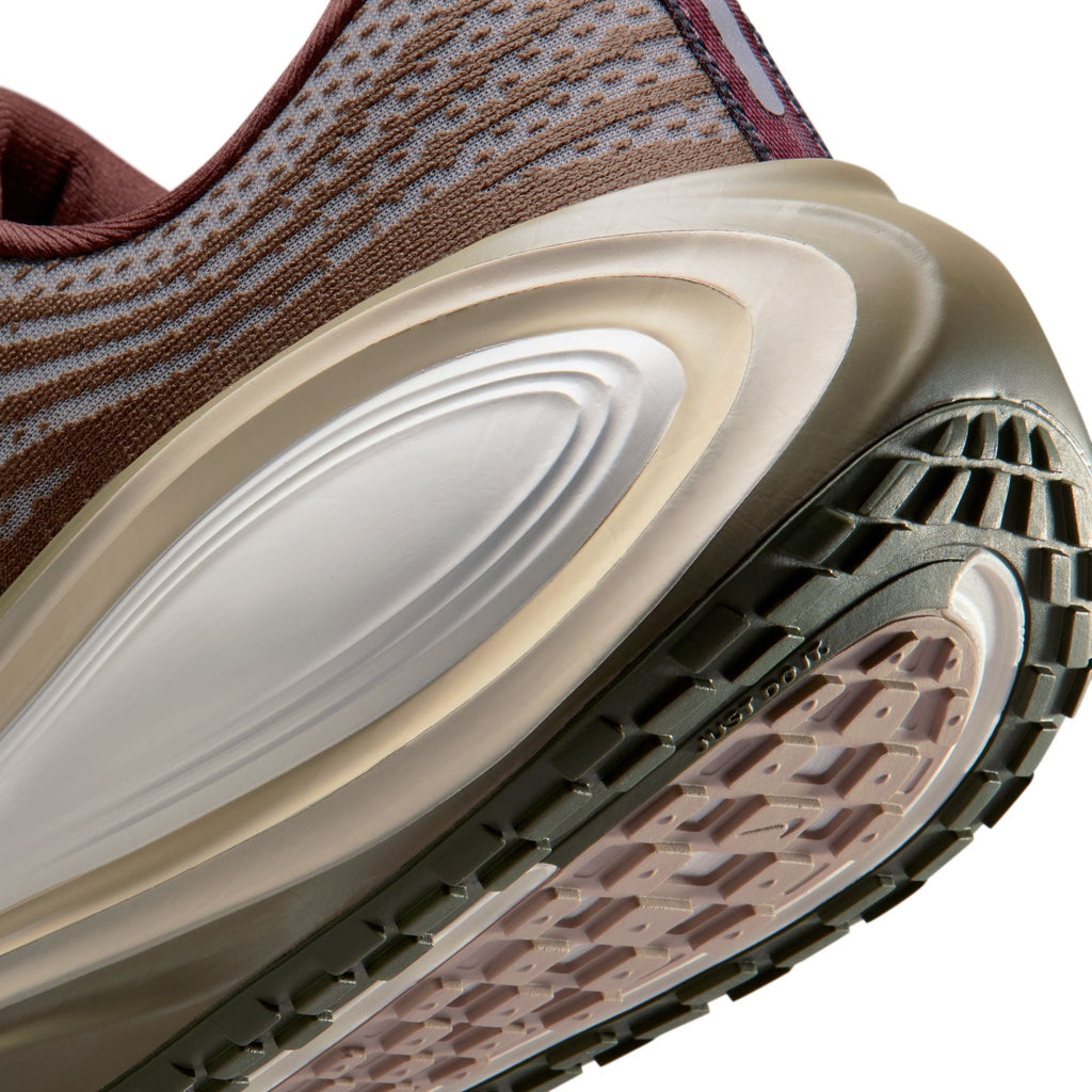 Nike Vomero Plus "Caldera Brown and Dark Field Brown" - IO4482-001