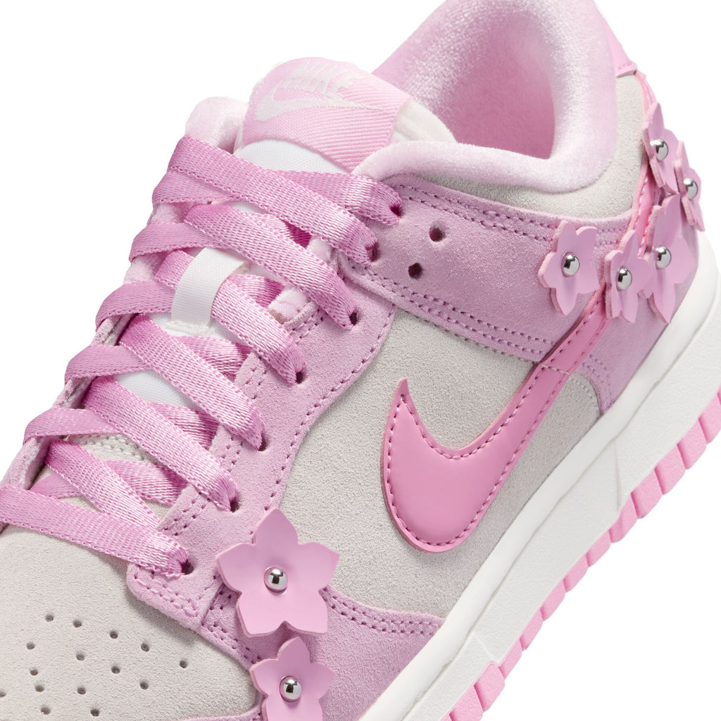 W Nike Dunk Low SE Femme “Pink Flowers" - IV4726-600
