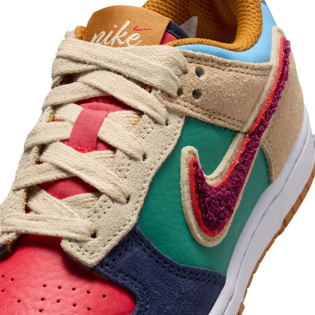 Nike Dunk Low "Speed Red Green Noise" (PS) - IV6202-410