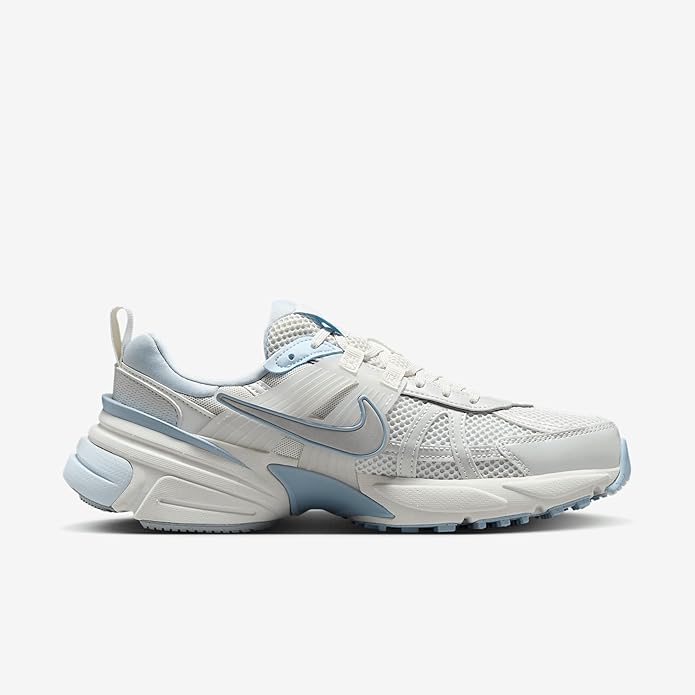 Women's Nike V2K Run Platinum Tint/Platinum Tint (FD0736 009)
