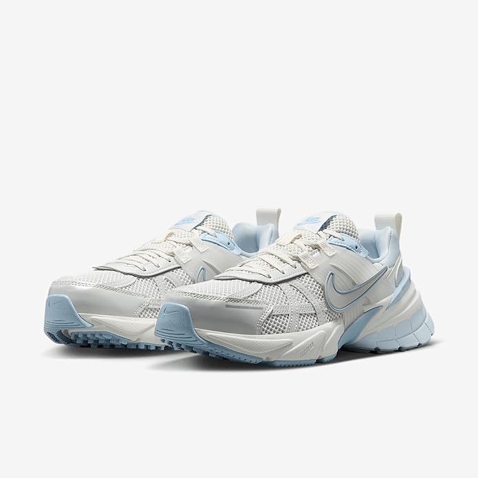 Women's Nike V2K Run Platinum Tint/Platinum Tint (FD0736 009)