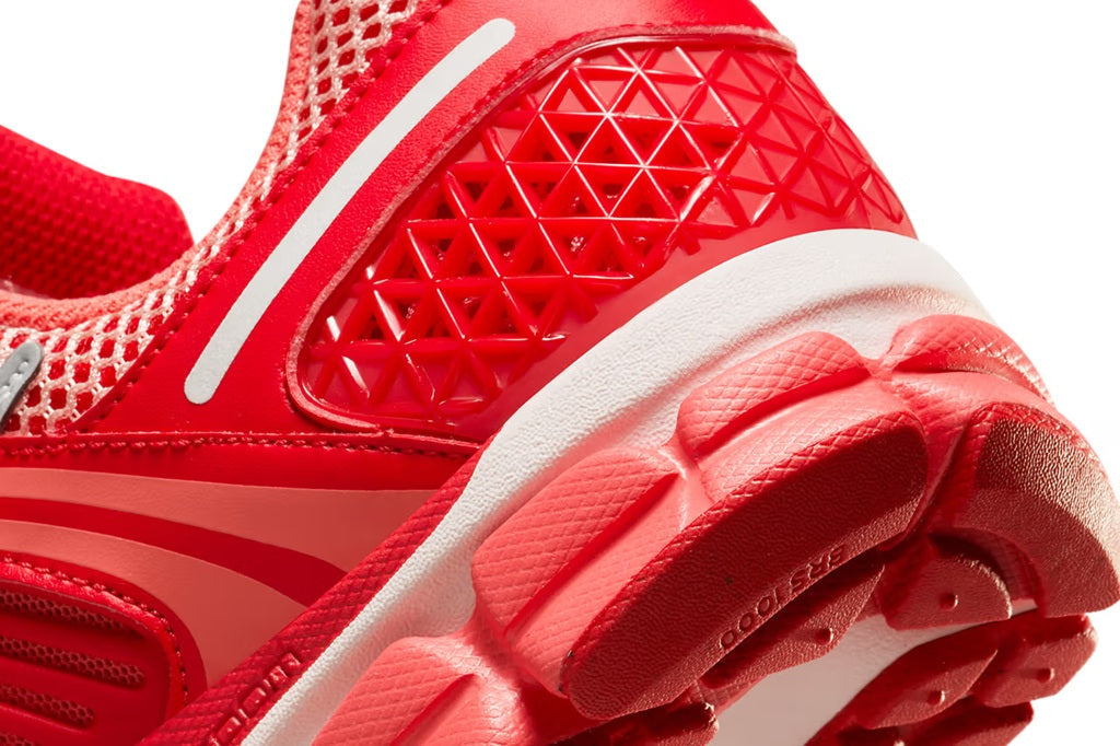 Men's Nike Zoom Vomero 5 PRM University Red/Metallic Silver (FN6833 657)