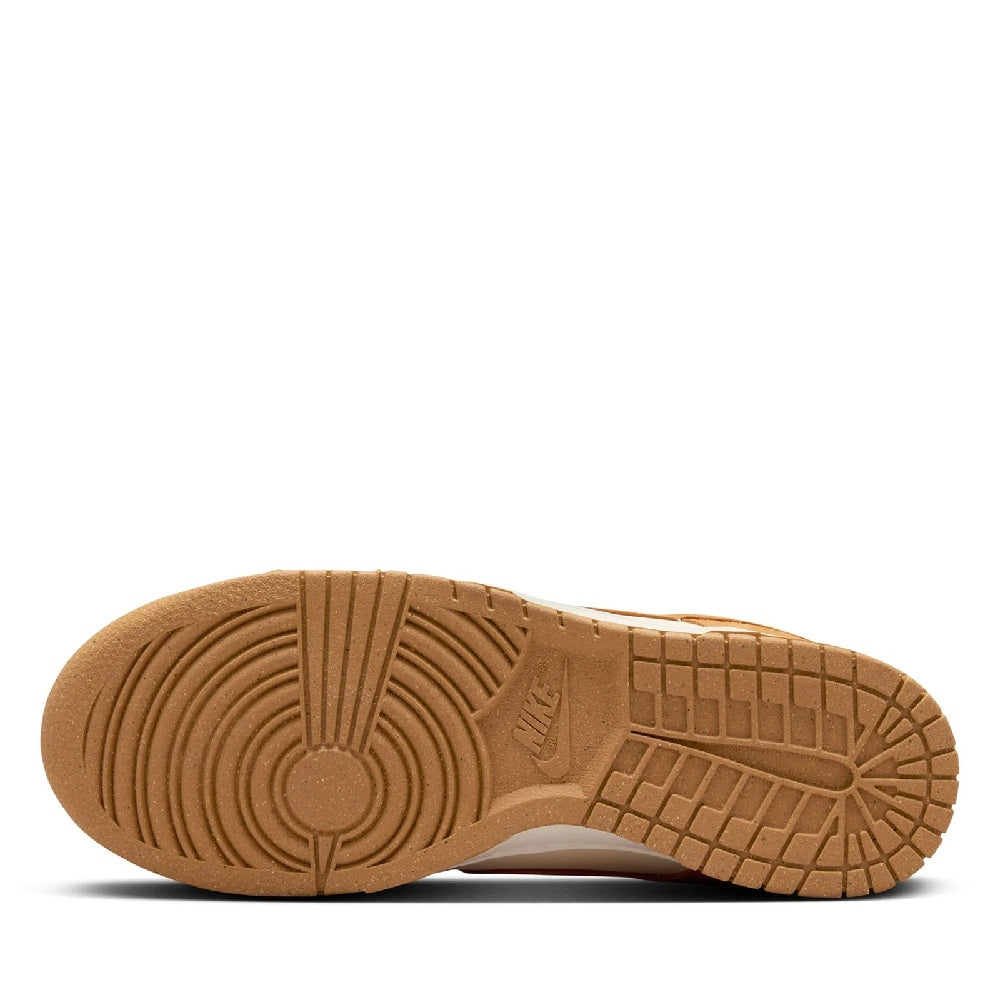Women's Nike Dunk Low Coconut Milk/Flax-Sail (HJ7673 100)
