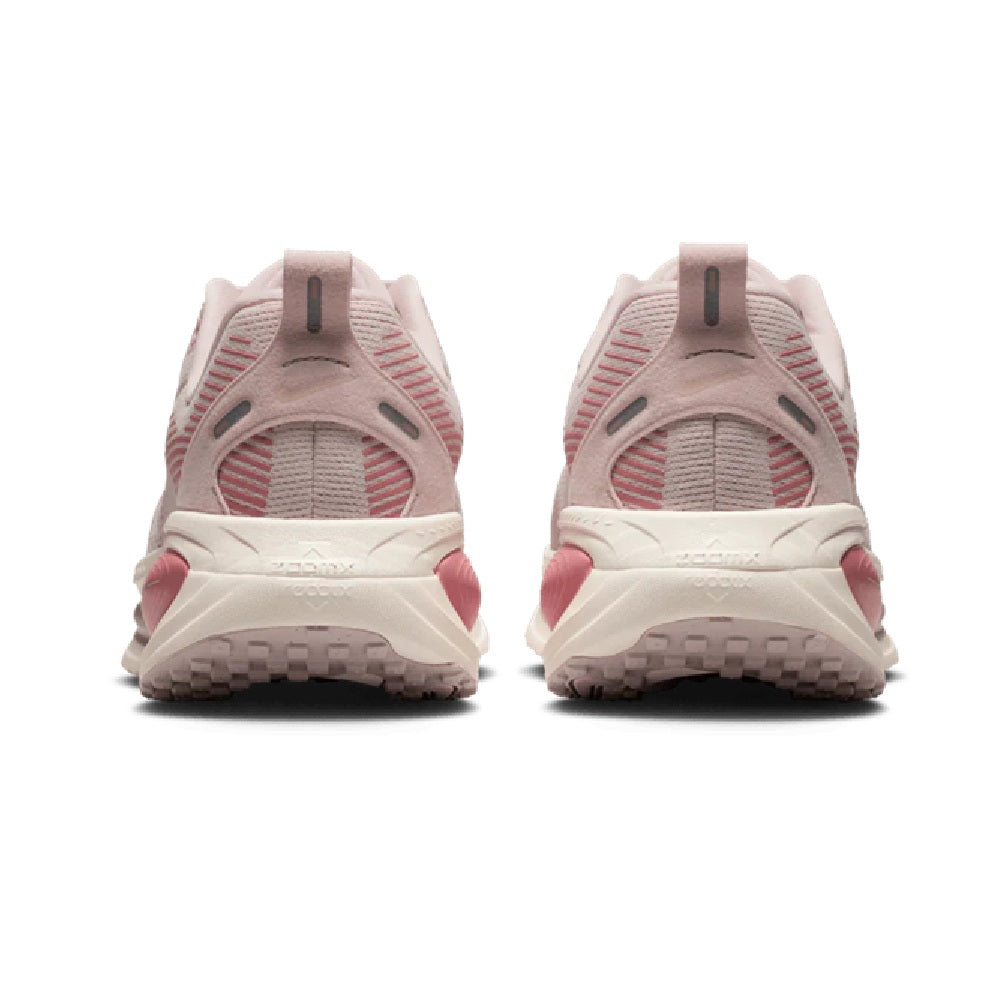 Women's Nike Vomero 18 Silt Red/Chalk-Red Stardust (HM6804 605)