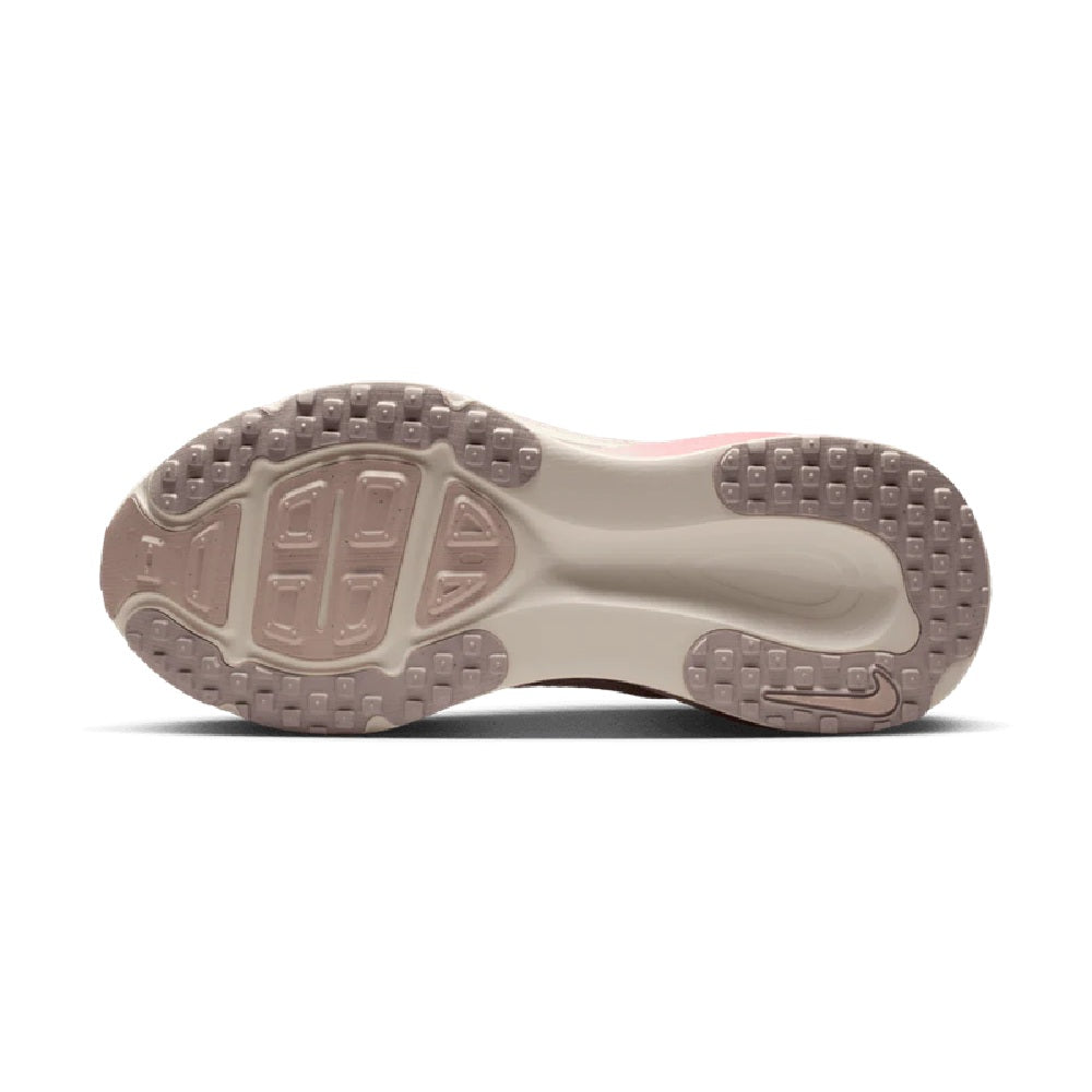 Women's Nike Vomero 18 Silt Red/Chalk-Red Stardust (HM6804 605)