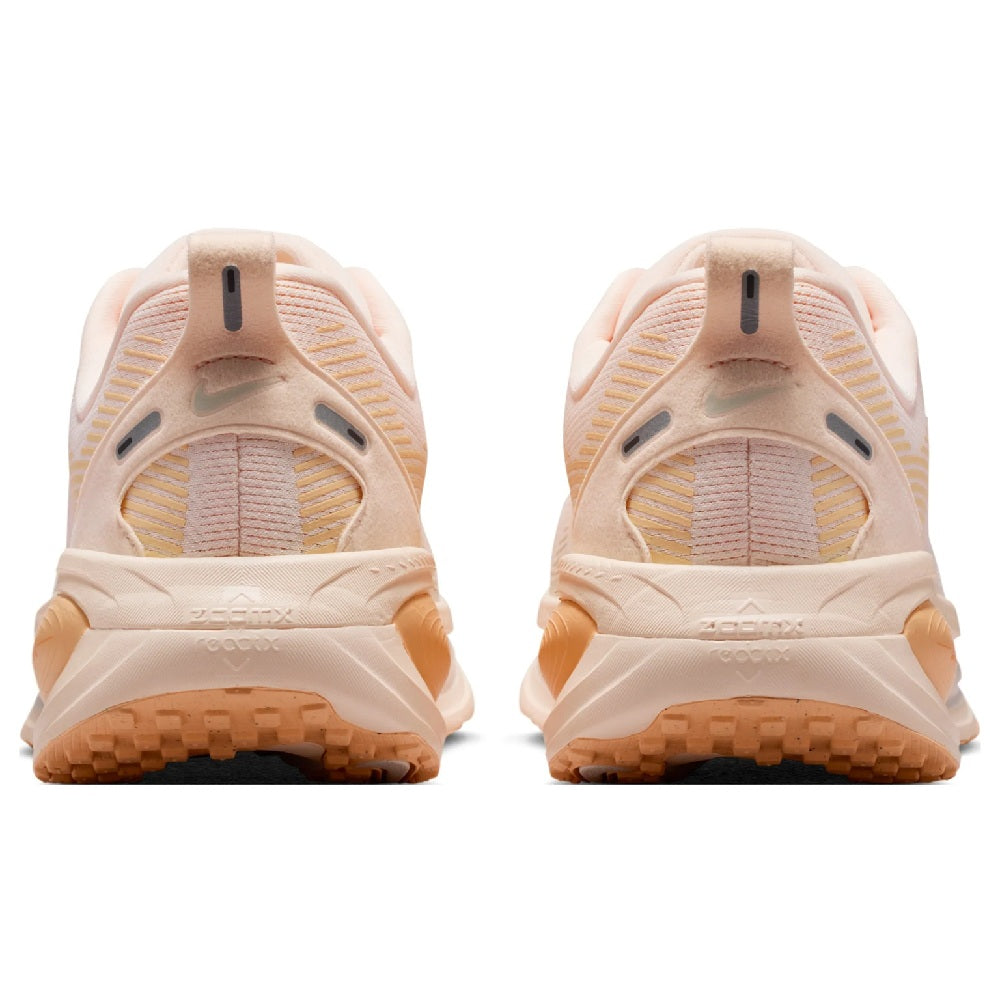 Women's Nike Vomero 18 Guava Ice/Sail-Orange Chalk (HM6804 800)