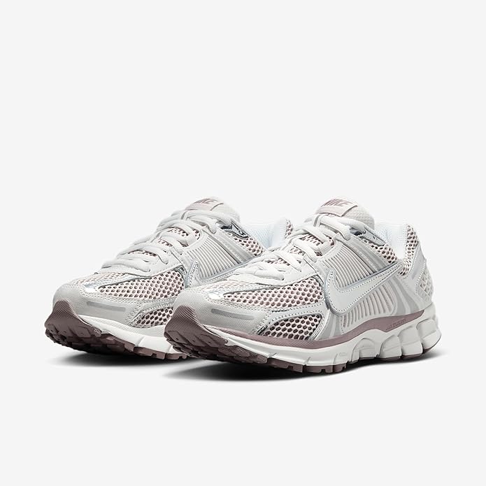 Women's Nike Zoom Vomero 5 Vast Grey/Metallic Silver (HV6417 001)