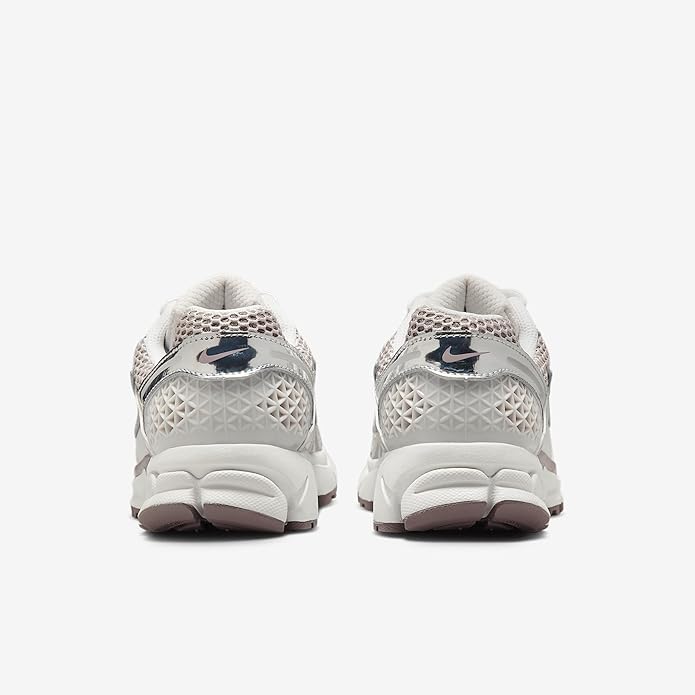 Women's Nike Zoom Vomero 5 Vast Grey/Metallic Silver (HV6417 001)