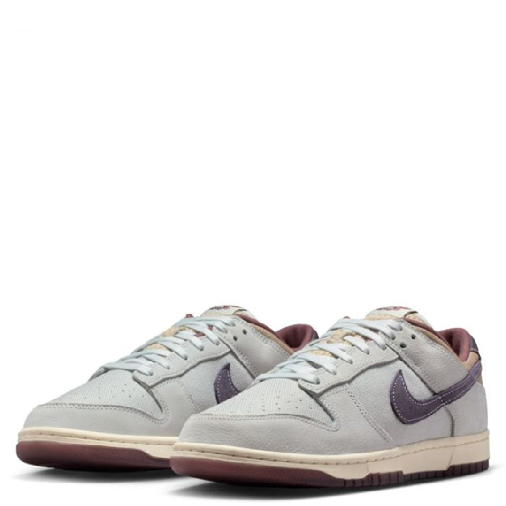 Men's Nike Dunk Low Retro SE Off White/Dark Raisin (IB6752 100)