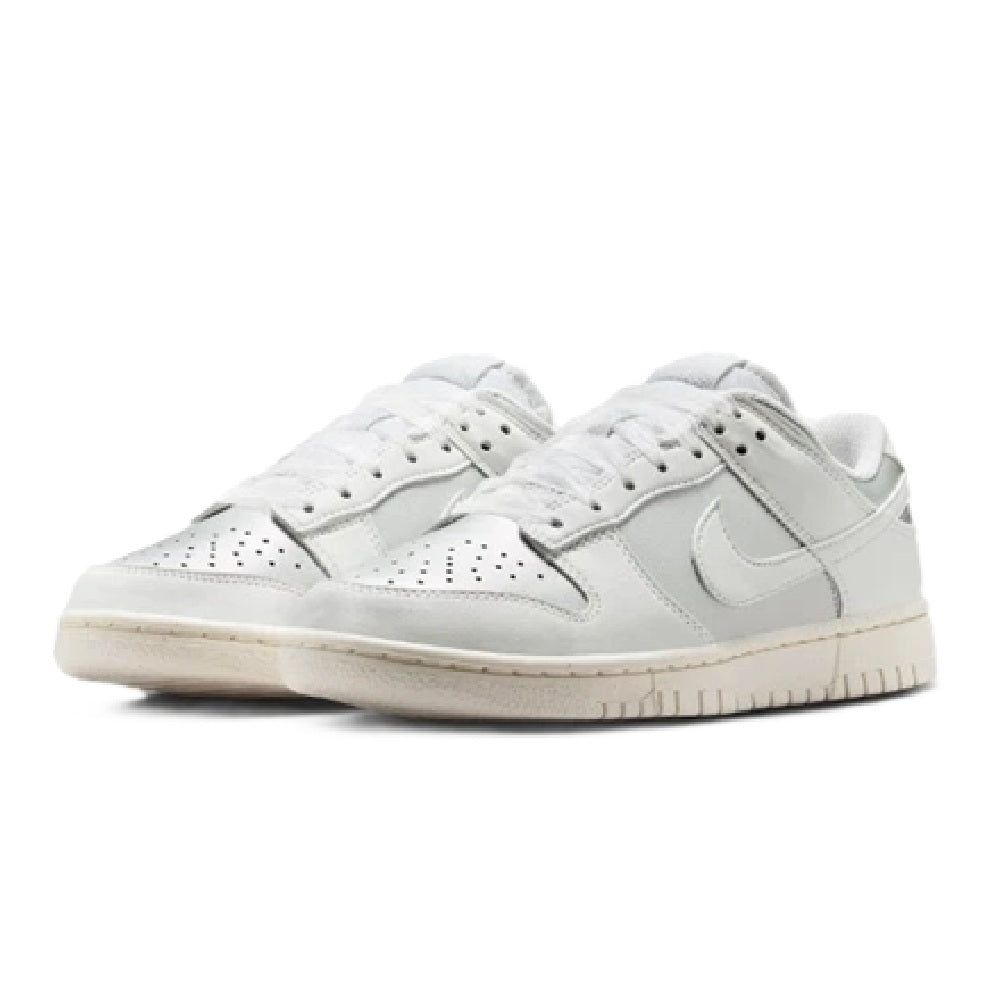 Women's Nike Dunk Low Next Nature Mtlc Platinum/Summit White (IB7311 001)