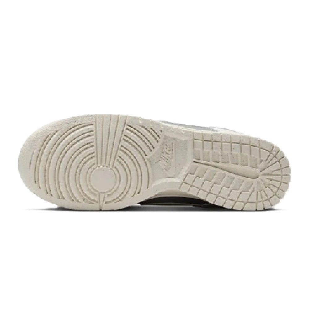 Women's Nike Dunk Low Next Nature Mtlc Platinum/Summit White (IB7311 001)
