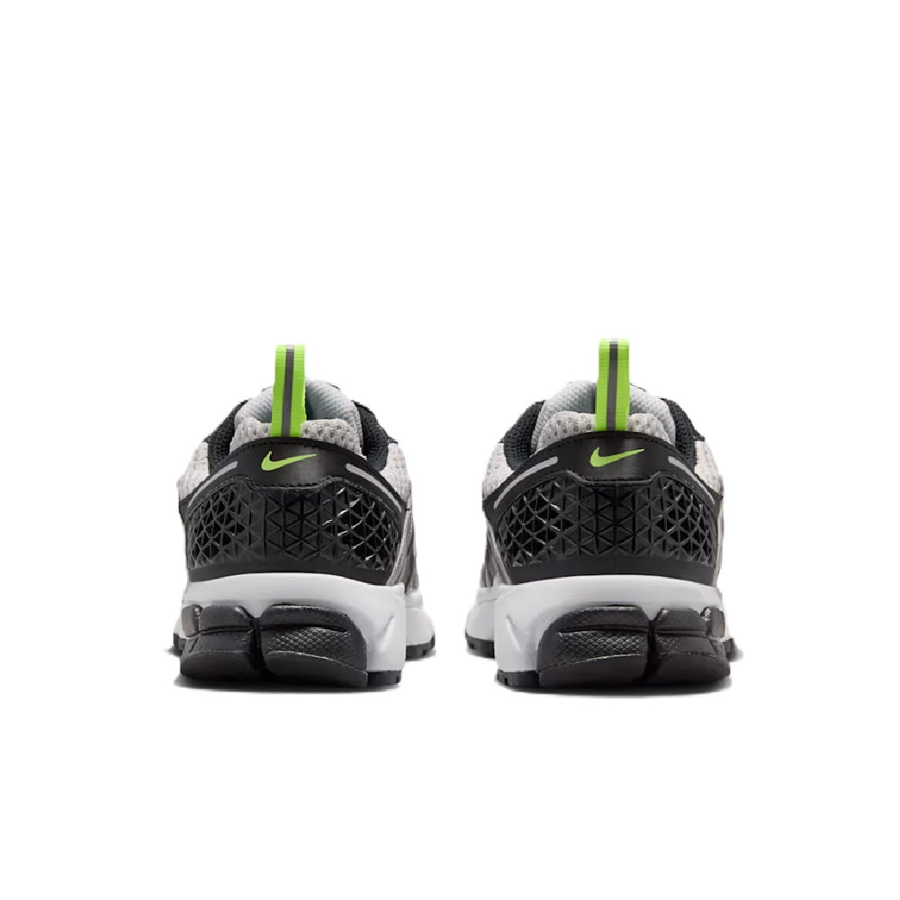 Big Kid's Nike Vomero 5 Black/Metallic Silver (IQ0312 010)