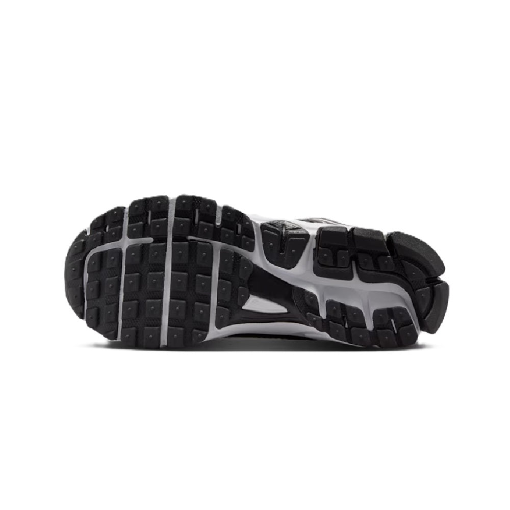 Big Kid's Nike Vomero 5 Black/Metallic Silver (IQ0312 010)